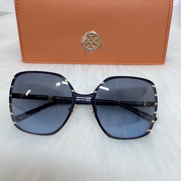 Tory Burch Blue Gradient Square Sunglasses with Gold Accents 💙 - Picture 2 of 10